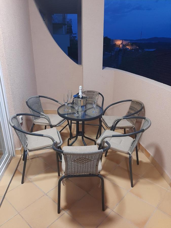 Bella Vista Apartment Σίμπενικ Εξωτερικό φωτογραφία