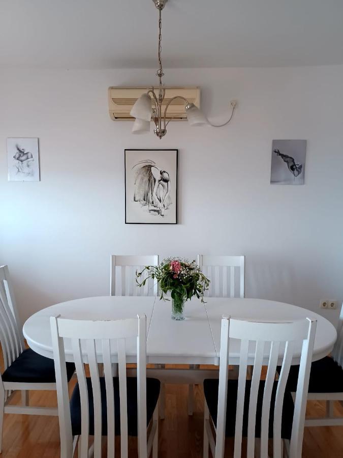 Bella Vista Apartment Σίμπενικ Εξωτερικό φωτογραφία