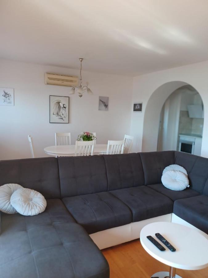 Bella Vista Apartment Σίμπενικ Εξωτερικό φωτογραφία