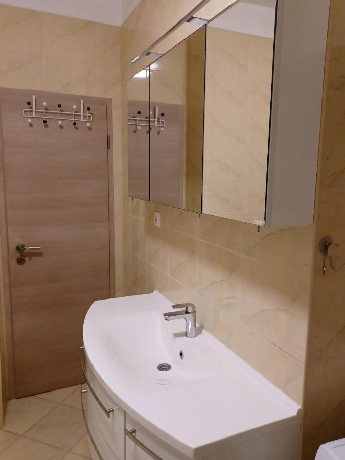 Bella Vista Apartment Σίμπενικ Εξωτερικό φωτογραφία